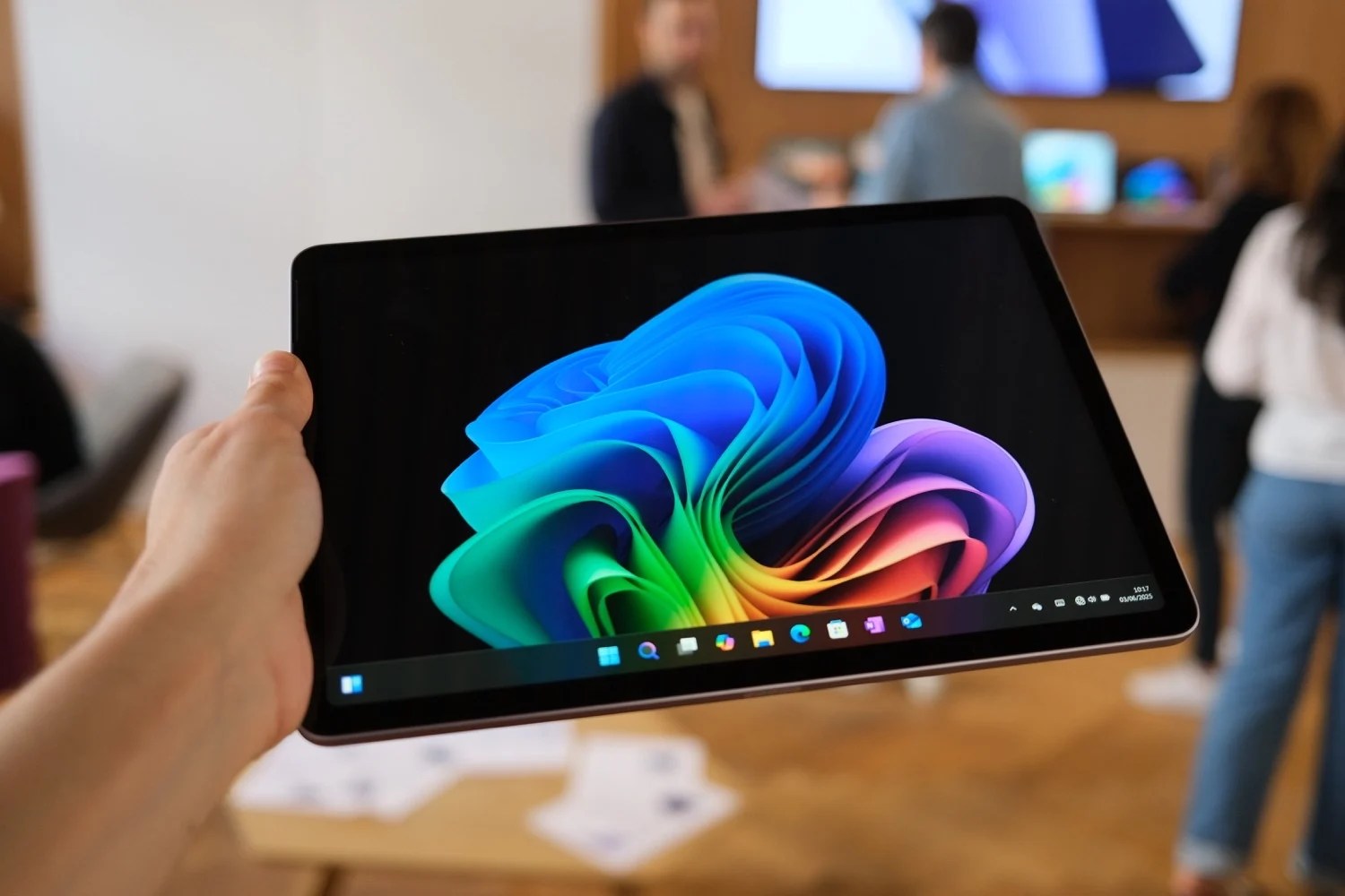On a vu la Surface Pro 12, la tablette PC la plus abordable de Microsoft